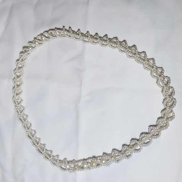 VINTAGE Coustume Jewelry Larger Pearl Wraped in Smaller Pearl Twisted Necklace - Picture 4 of 5